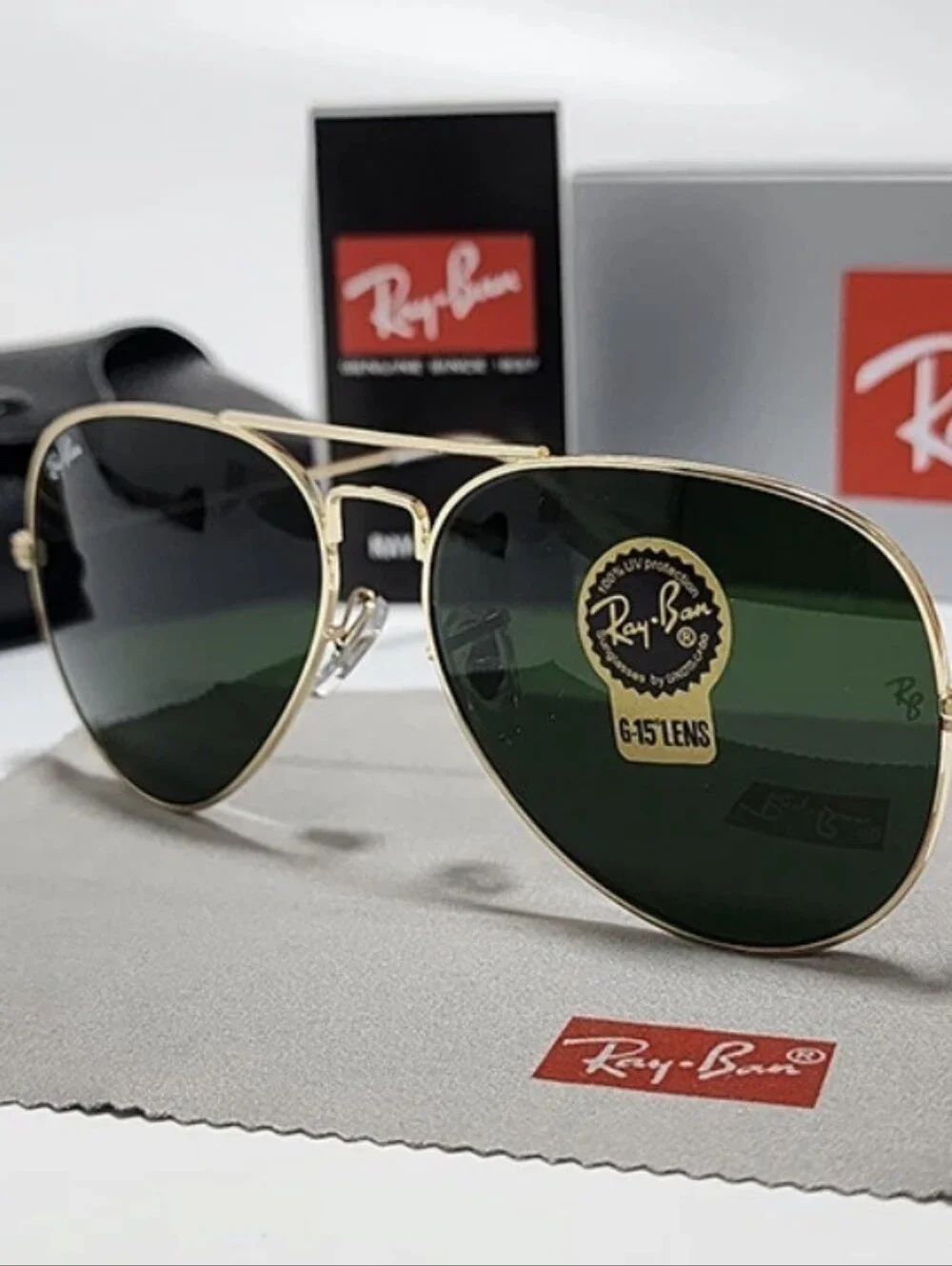 New With Box 62mm Ray-Ban Aviator Gold Frames Green Lenses G-15 Lens RB3026